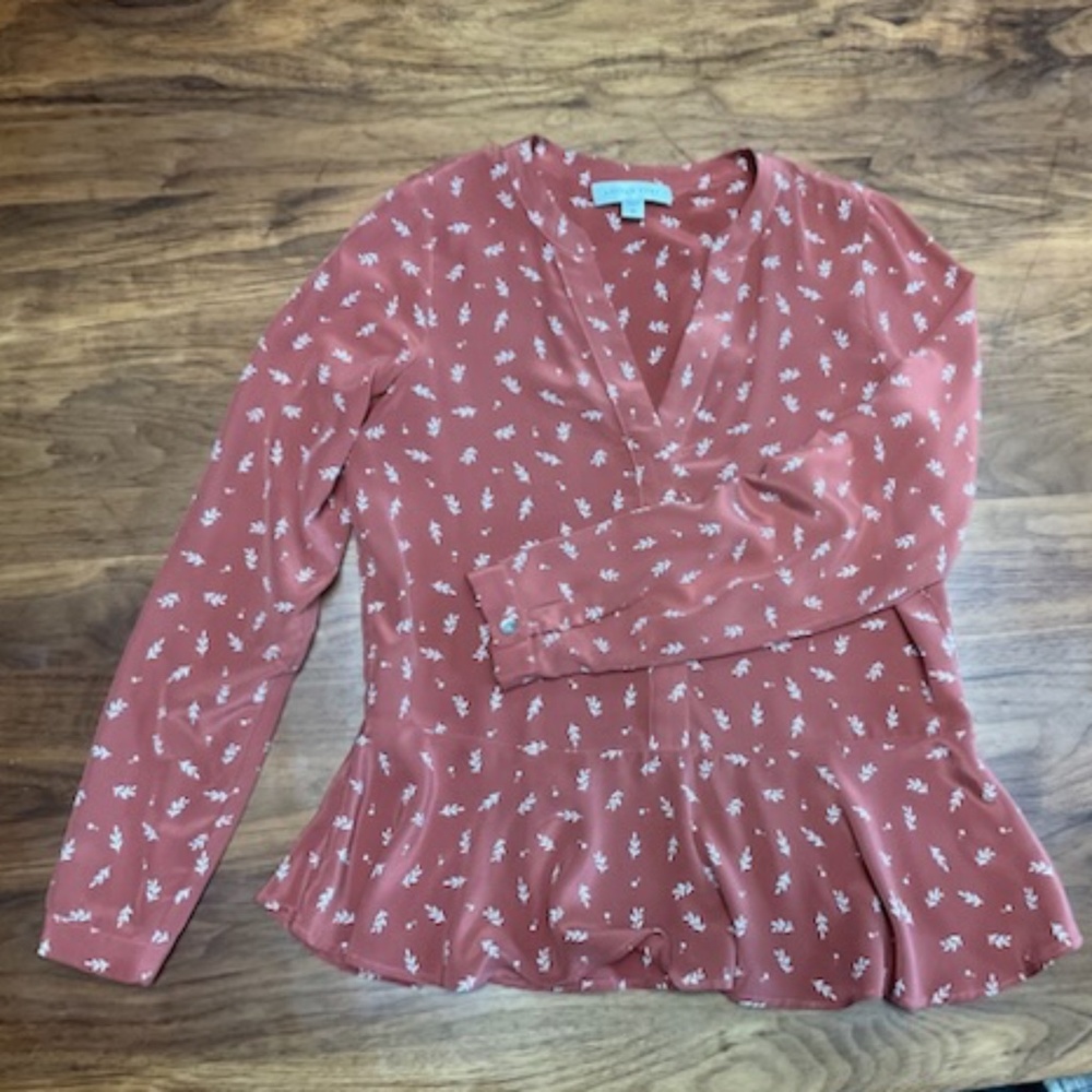 Amour Vert 100% silk peplum blouse